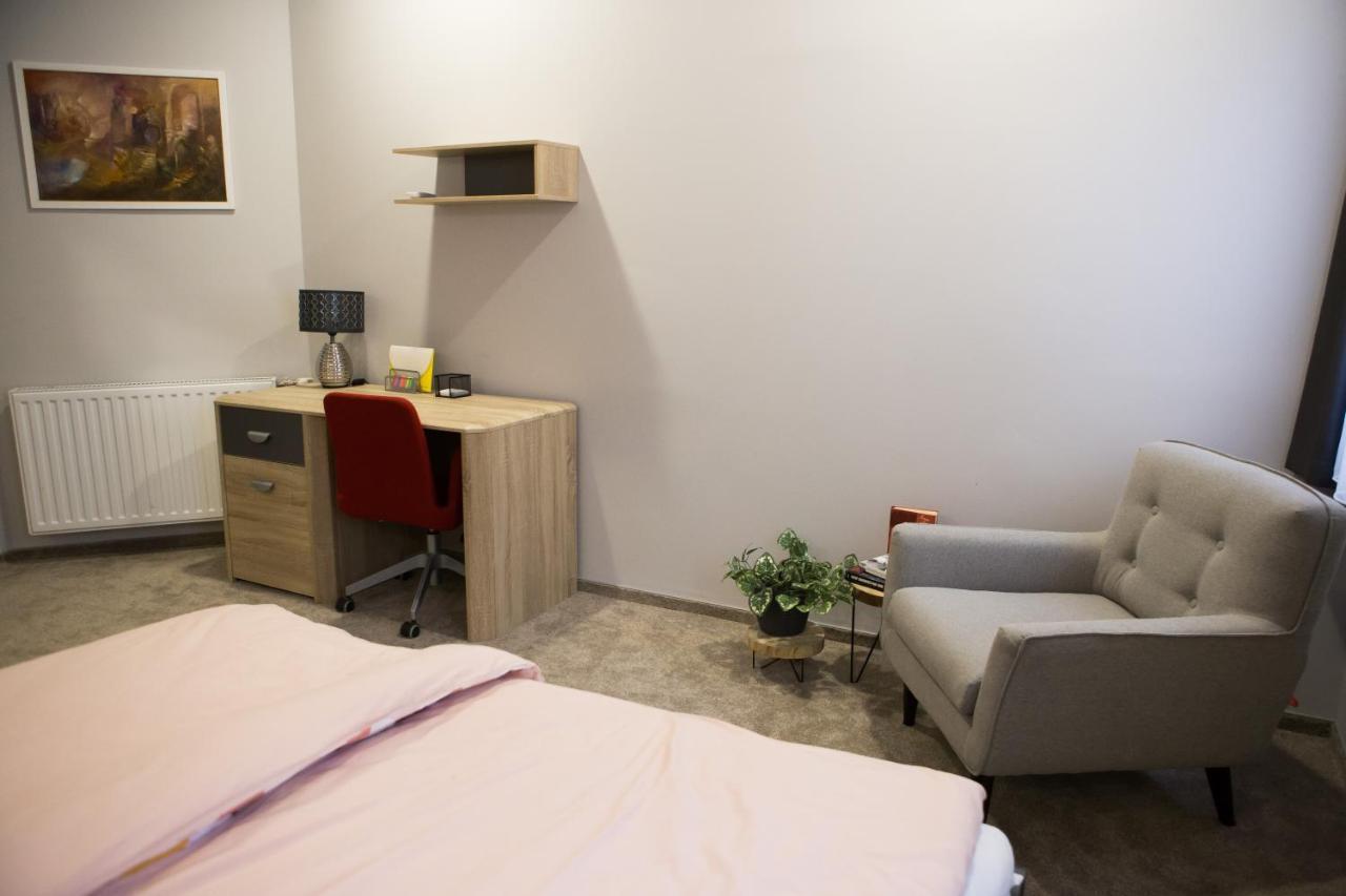 Kikelet Apartman Apartment Szombathely Bagian luar foto