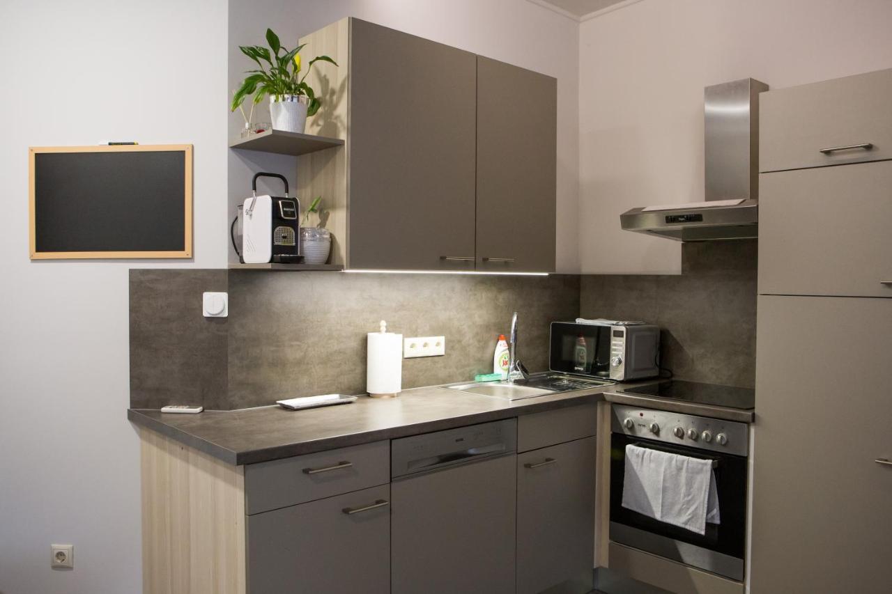 Kikelet Apartman Apartment Szombathely Bagian luar foto