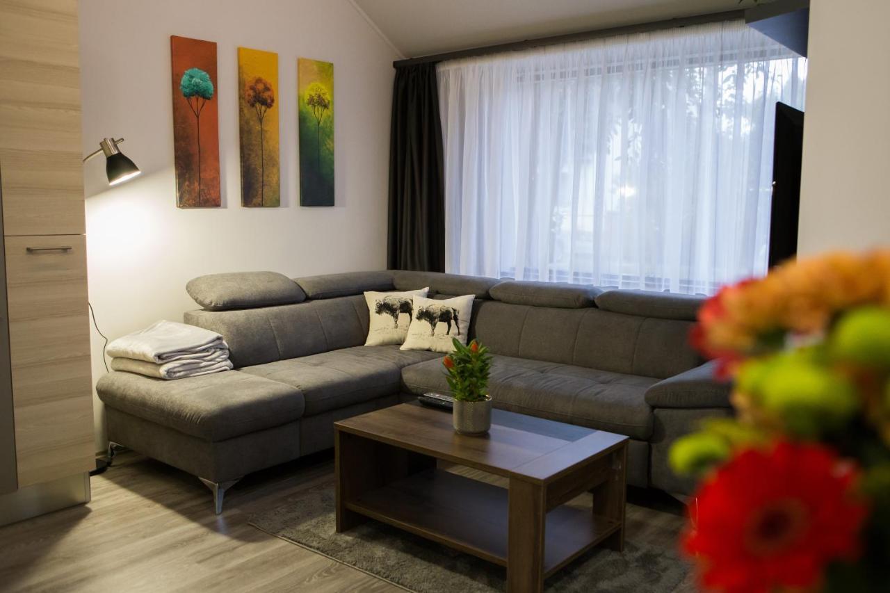 Kikelet Apartman Apartment Szombathely Bagian luar foto