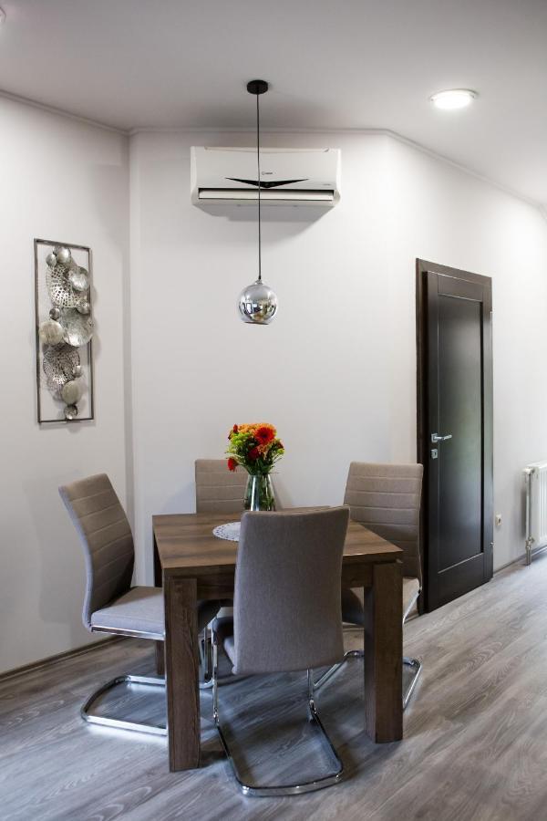 Kikelet Apartman Apartment Szombathely Bagian luar foto