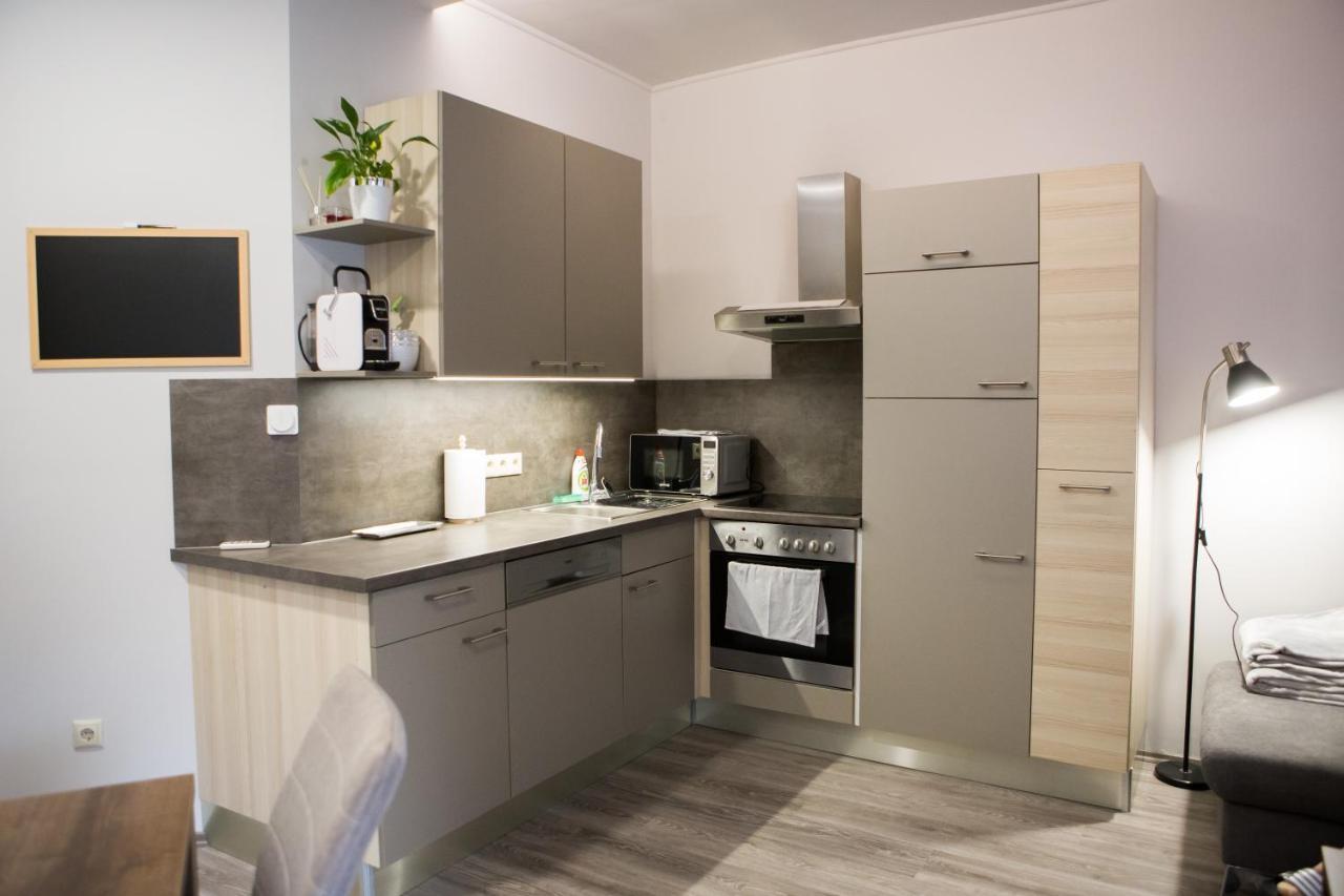 Kikelet Apartman Apartment Szombathely Bagian luar foto